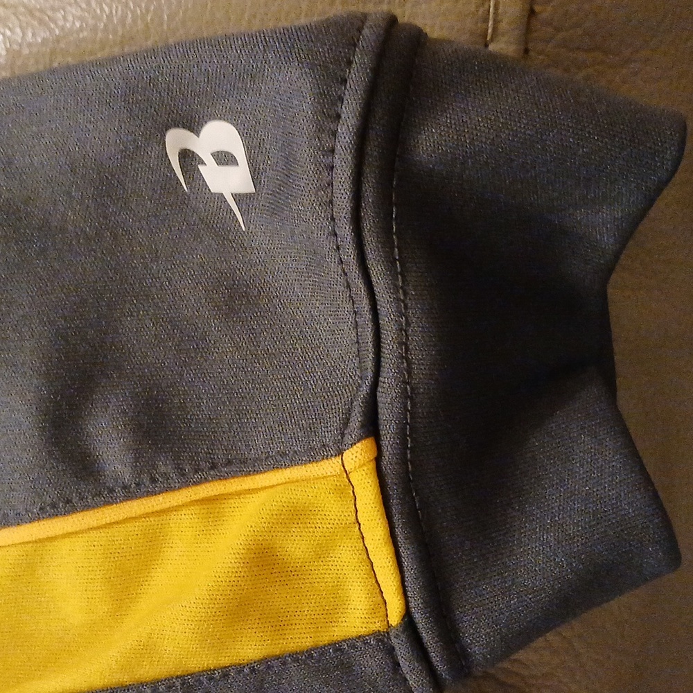 Royals Long Sleeve Sports Shirt in Gray and Yellow - Picture 5 of 5